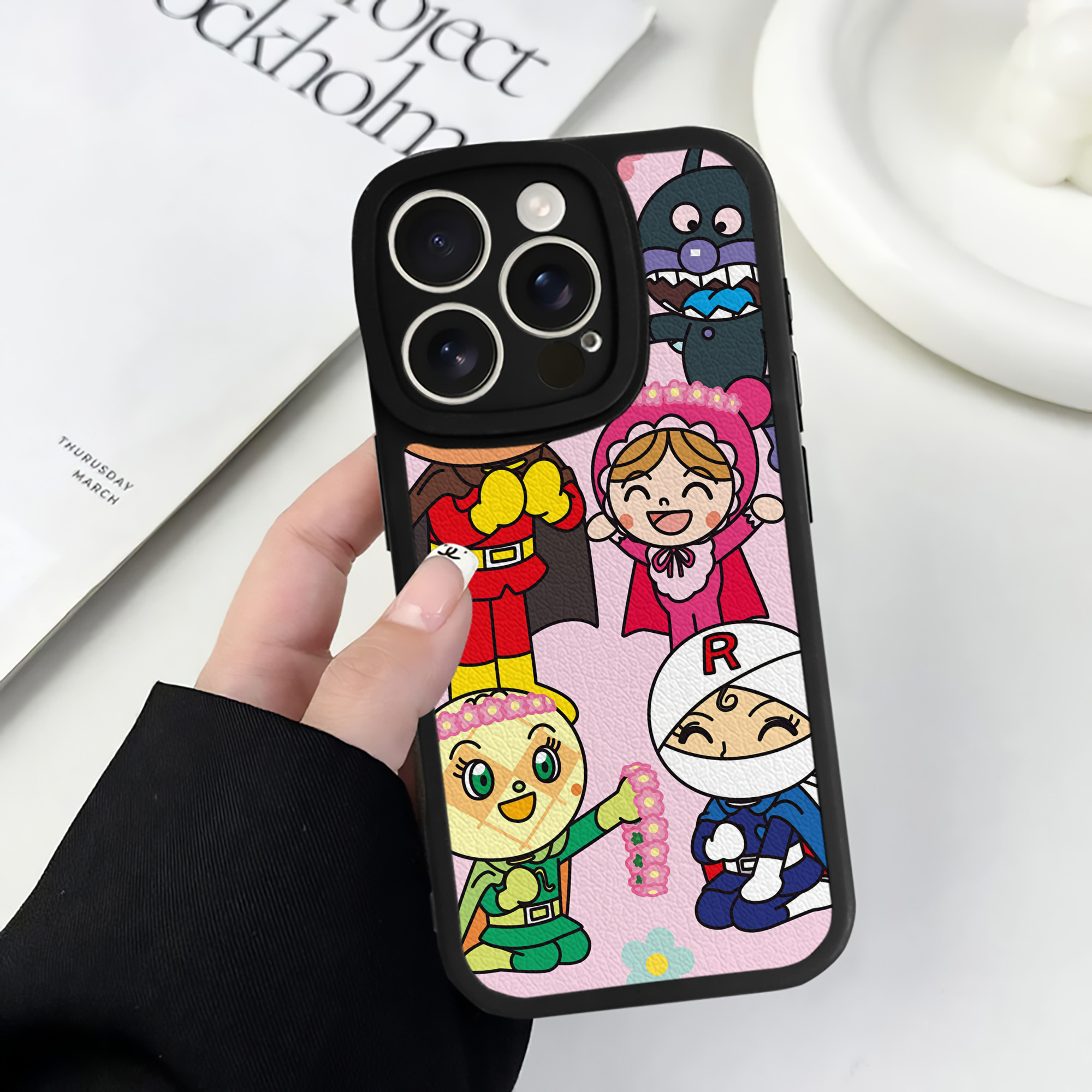 （画像用） アンパンマン Anpanman 【iPhone 16シリーズ対応】シリコンスマホケース（レザー調） 材質：シリコン